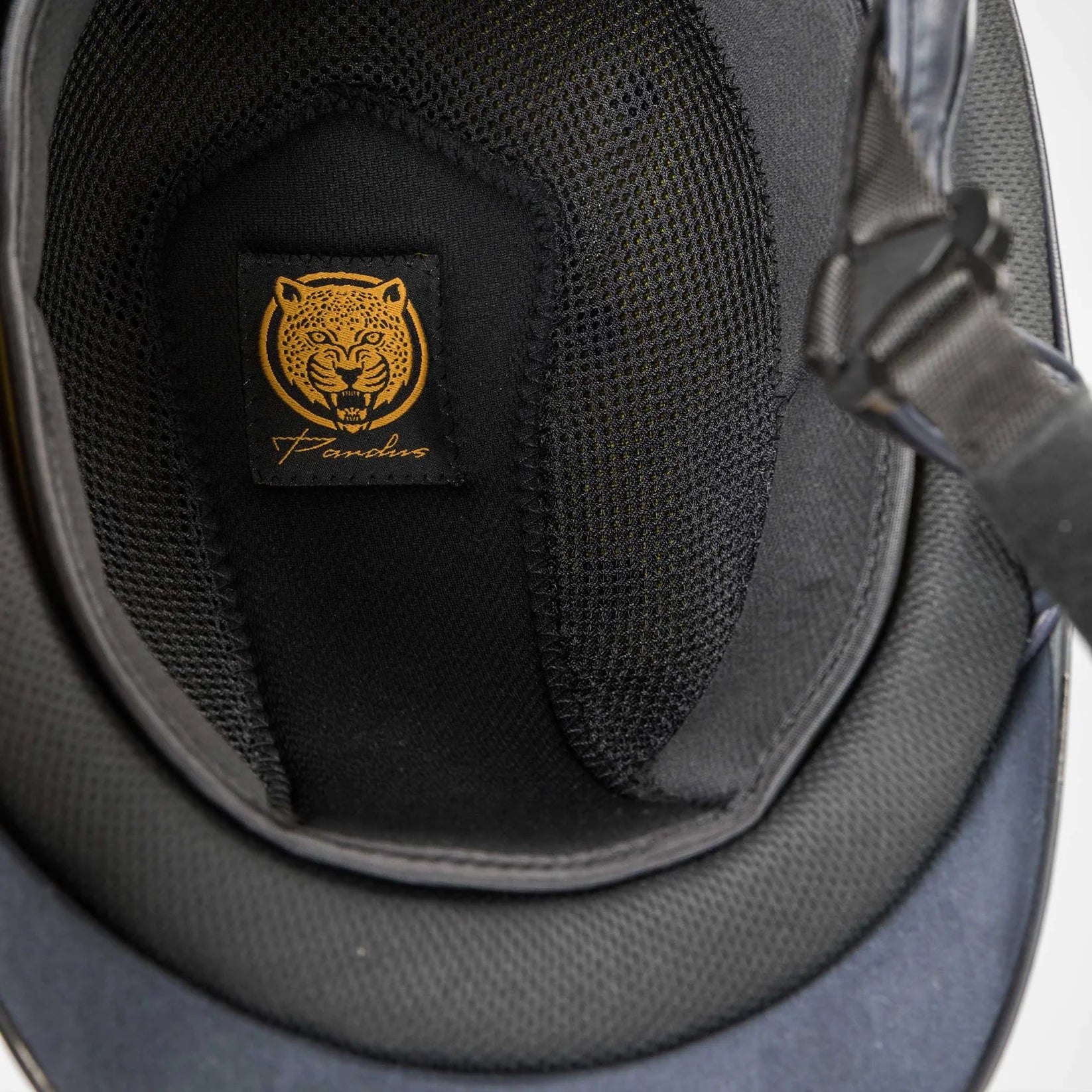 Back On Track EQ3 Pardus Smooth Top med skruv Marinblå